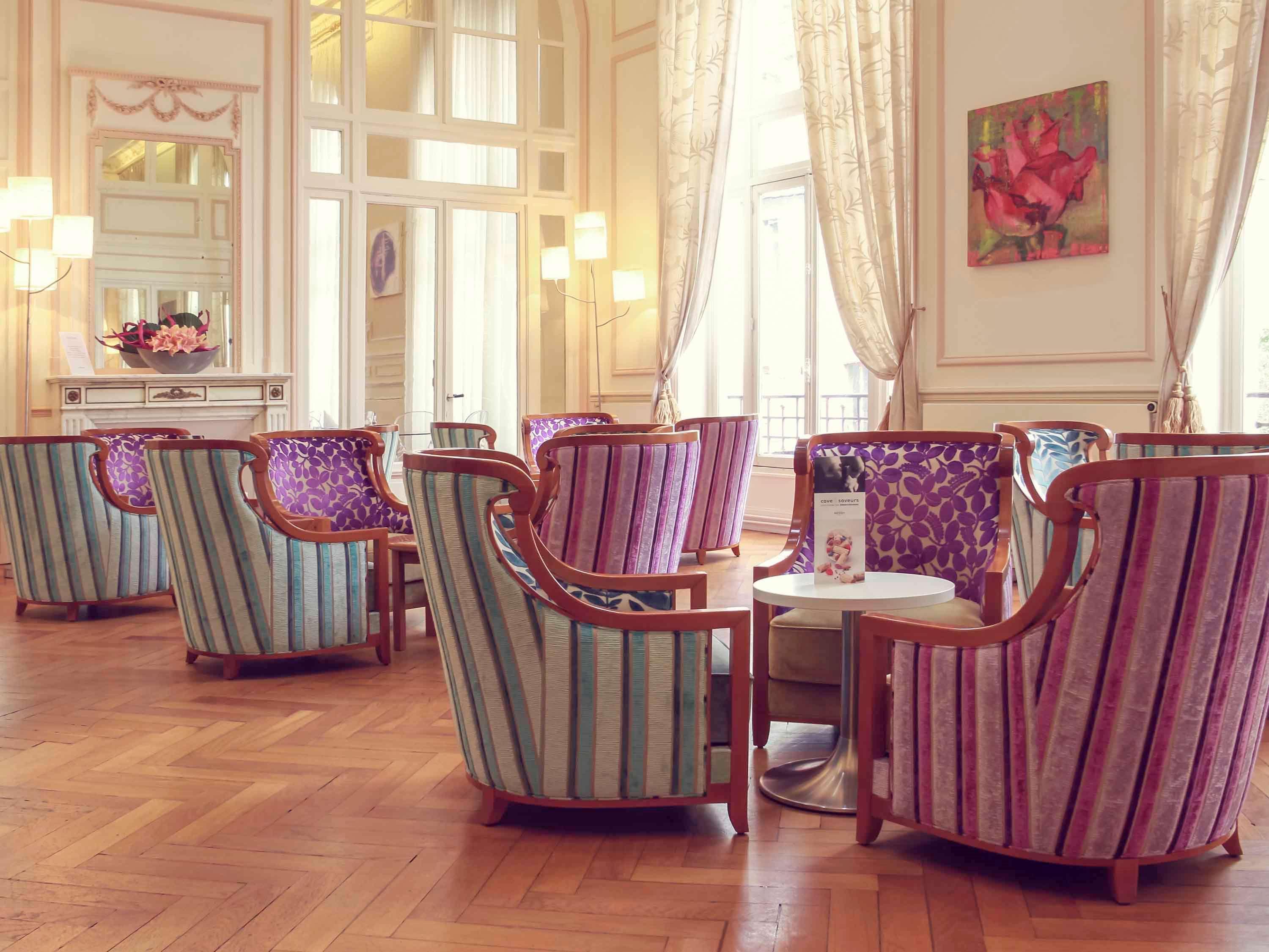 Hotel Mercure Saint-Nectaire Spa & Bien-Etre Kültér fotó
