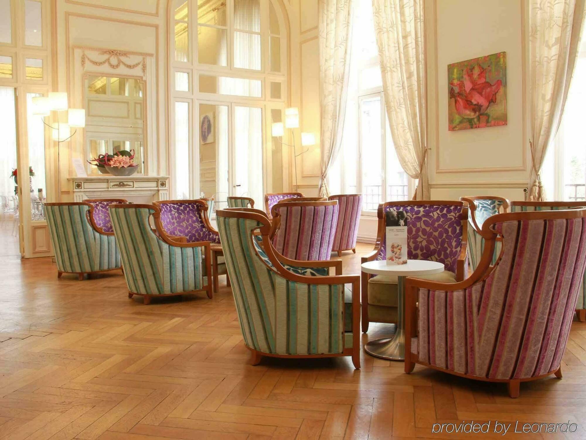 Hotel Mercure Saint-Nectaire Spa & Bien-Etre Kültér fotó