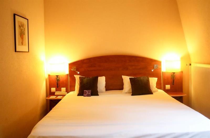 Hotel Mercure Saint-Nectaire Spa & Bien-Etre Kültér fotó